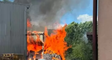 Pożar w Makowie Podhalańskim. Na miejscu trwa akcja gaśnicza