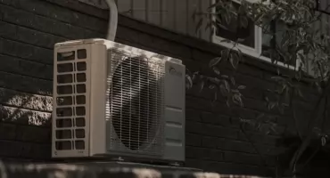 Pompa próżniowa do klimatyzacji - dlaczego jest tak ważna podczas serwisowania?