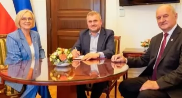 Podpisano umowę na budowę ronda w Suchej Beskidzkiej