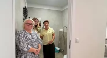 OREW w Tarnawie Górnej zakończył remont łazienki. Pomogło wiele osób i organizacji