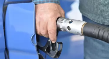 Lokalne firmy z flotą aut dostawczych tną koszty. Skąd biorą się oszczędności rzędu 30% na paliwie