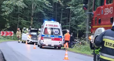 Zdarzenie drogowe w Stryszawie. Droga zablokowana 