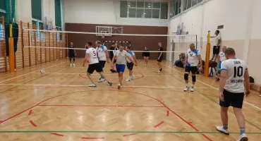 Mocne otwarcie ligi! SKS i Miśki z pierwszymi zwycięstwami