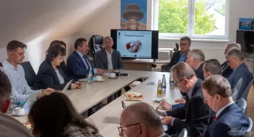 Trzy komisje Sejmiku obradowały w Suchej Beskidzkiej. Rozmawiano o przyszłości Tele-Anioła