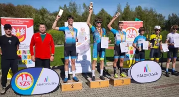 Siedem medali dla powiatu suskiego! Nasi kolarze podbili Małopolskę