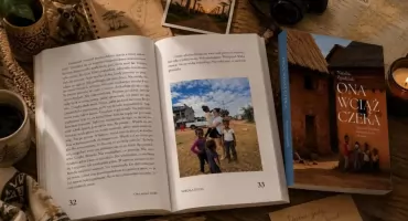 Od Bieńkówki po Madagaskar. Natalia Zgudziak napisała książkę, z której dochód przeznaczy na pomoc dzieciom